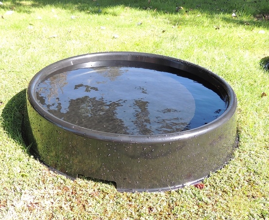 BATH PANS NEW LARGER SIZE FOR HAWKS AND FALCONS 22 INCH DIAMETER