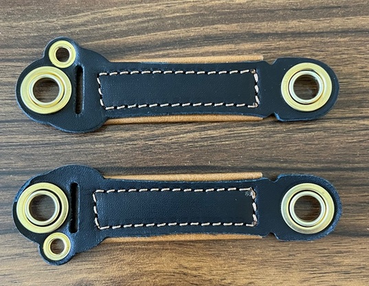 A Clarke Lined removable anklets with an additional eyelet for attaching bells or telemetry to. - Image 2